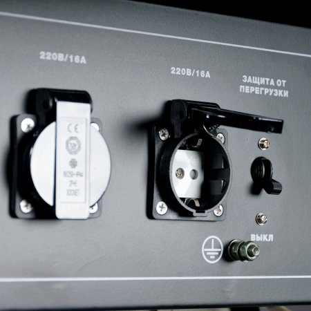 Бензиновый генератор FUBAG BS 2200 Бензиновый генератор FUBAG BS 2200 в Симферополе фото